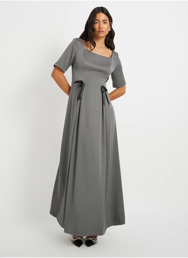 ستايلي Solid Square Neck Bowknot Detail A-Line Maxi Dress