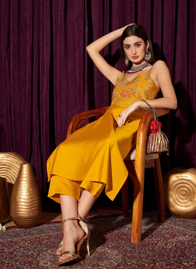 Indo Street Floral Yoke Design Sleeveless Kurta Set for Women