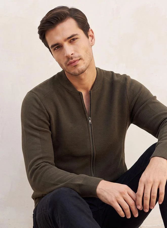 ايكونيك TEXTURE ZIPPER SWEATER