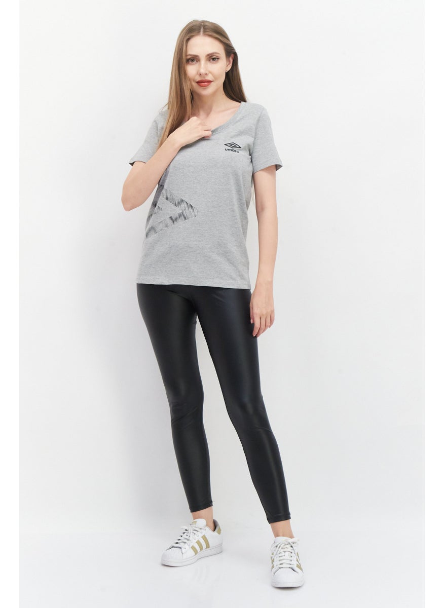 umbro Women Sportswear Fit Training T-Shirt, Grey  - Image 2