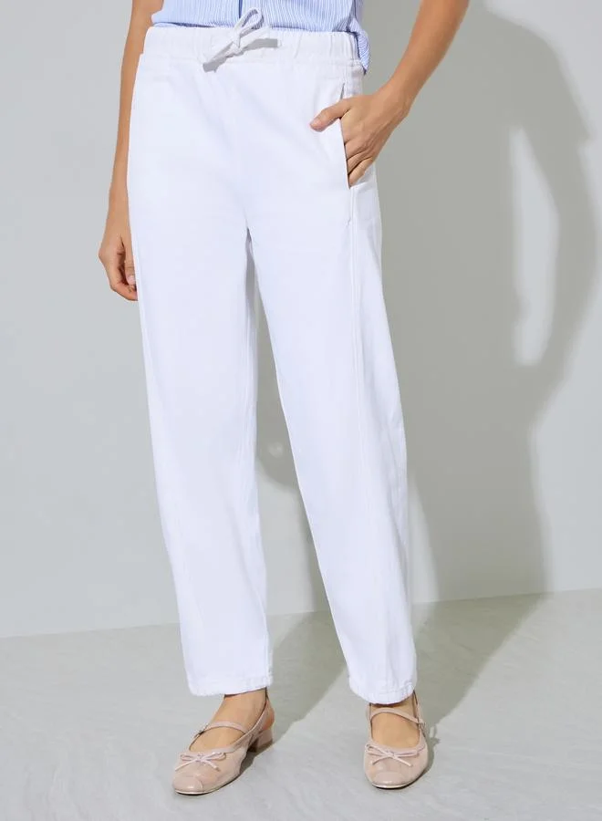 ستايلي White Barrel Fit Jogger Style Jeans