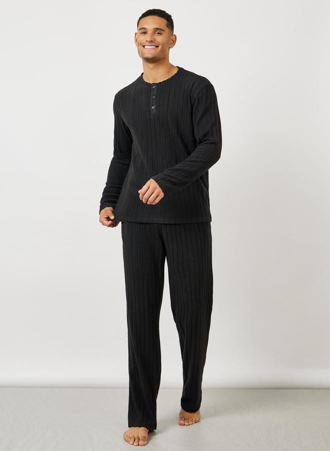 ستايلي طقم بيجاما من ( بنطال + تيشيرت ) - Image 2