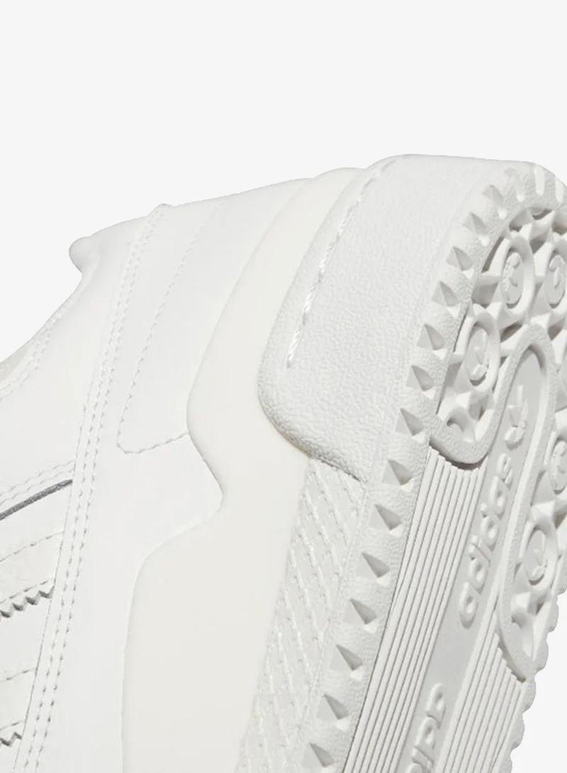 adidas Originals CWHITE/FTWWHT/GREONE Forum Low Cl Shoes for Men | Best Price UAE