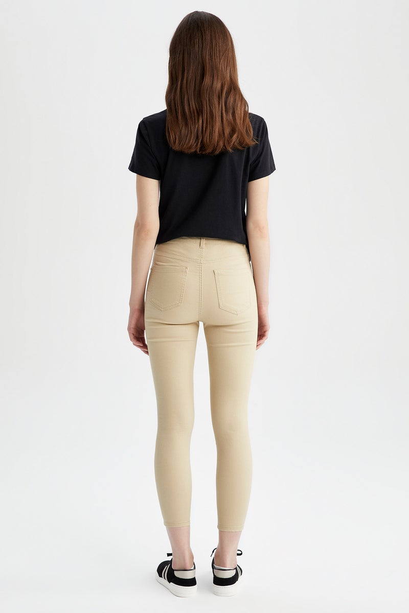 DeFacto Woman Super Skinny Fit High Waist Ankle Length Gabardine Trousers  - Image 4