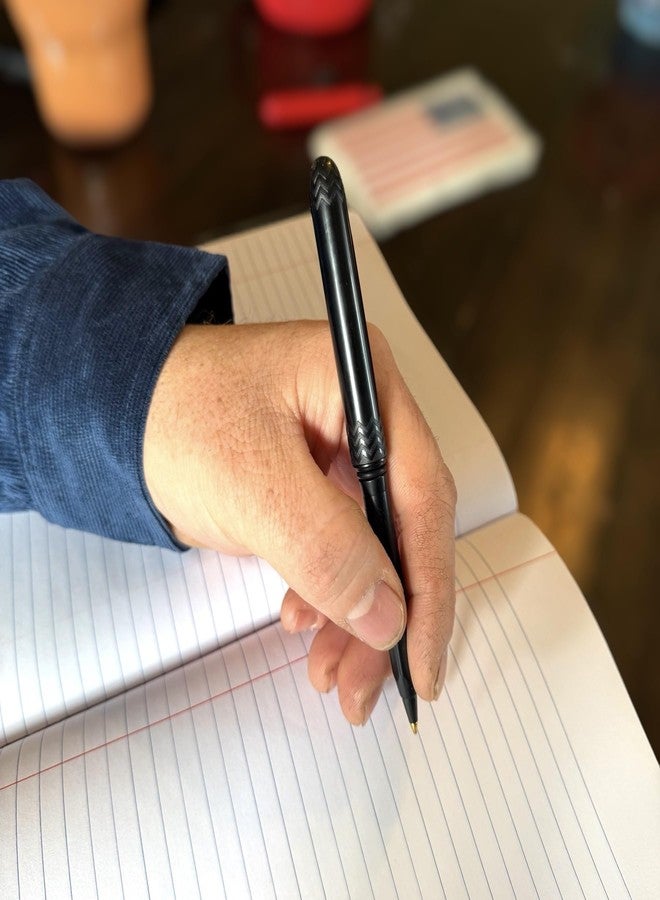 بوكا أقلام الجيب المصنوعة في الولايات المتحدة الأمريكية - عبوة من 8 أقلام - قلم حبر جاف أسود صغير الحجم، وبسعر معقول، وخفيف الوزن، للاستخدام اليومي - مقاوم للماء ويطفو على الماء - صغير الحجم، وكبير الكتابة (أسود) - Image 3