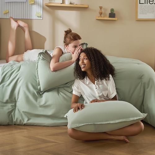 Litanika Twin XL Comforter Set Sage Green, 2 Pieces Comforter Sets Soft Down Alternative Comforter All Season Quilt Blanket (66x90In Comforter & 1 Pillowcase) - Image 2