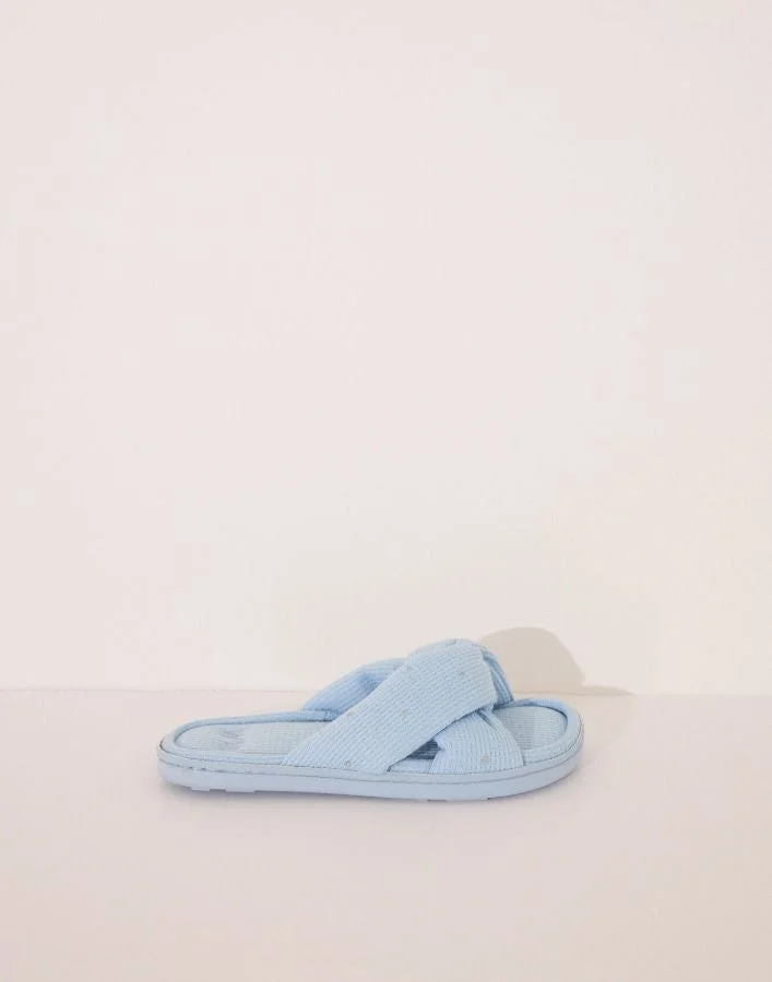 ومن سيكريت بلو نوت وافل دش شبشب