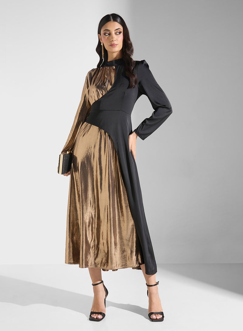 Khizana Metallic Panelled Dress - Image 4