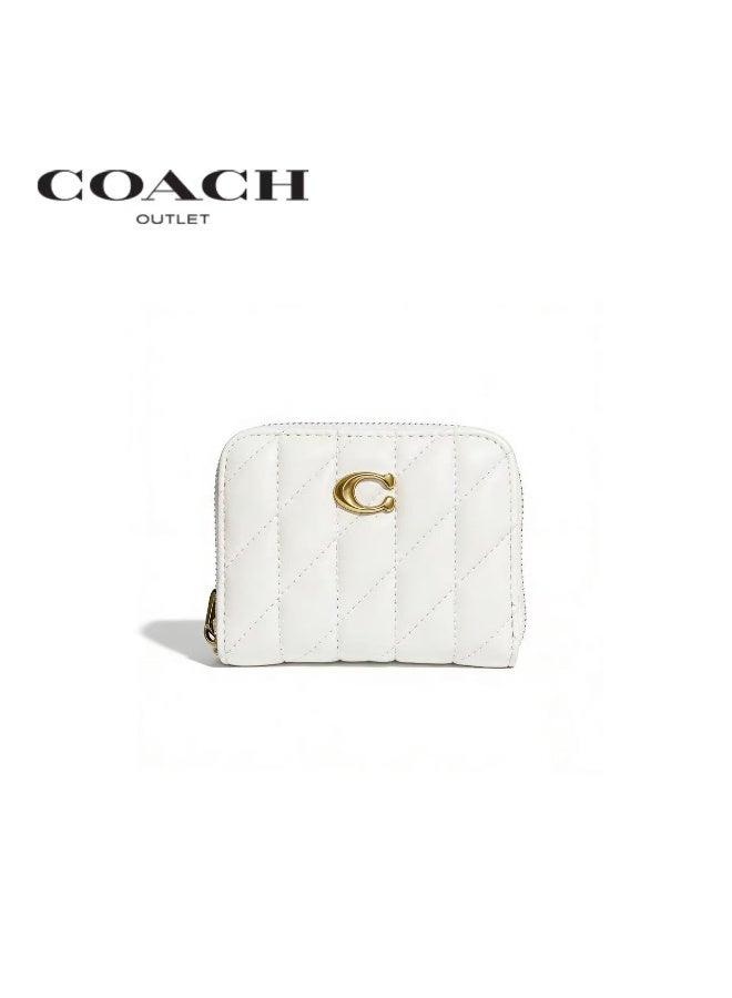 coachoutlet Women's leather wallet card holder, elegant clutch for women, classic style - Image 1