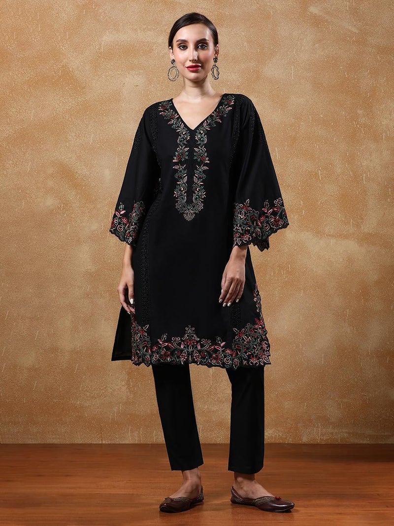 Varanga Women Embroidered V-Neck Pure Cotton Kurta Sets - Image 2