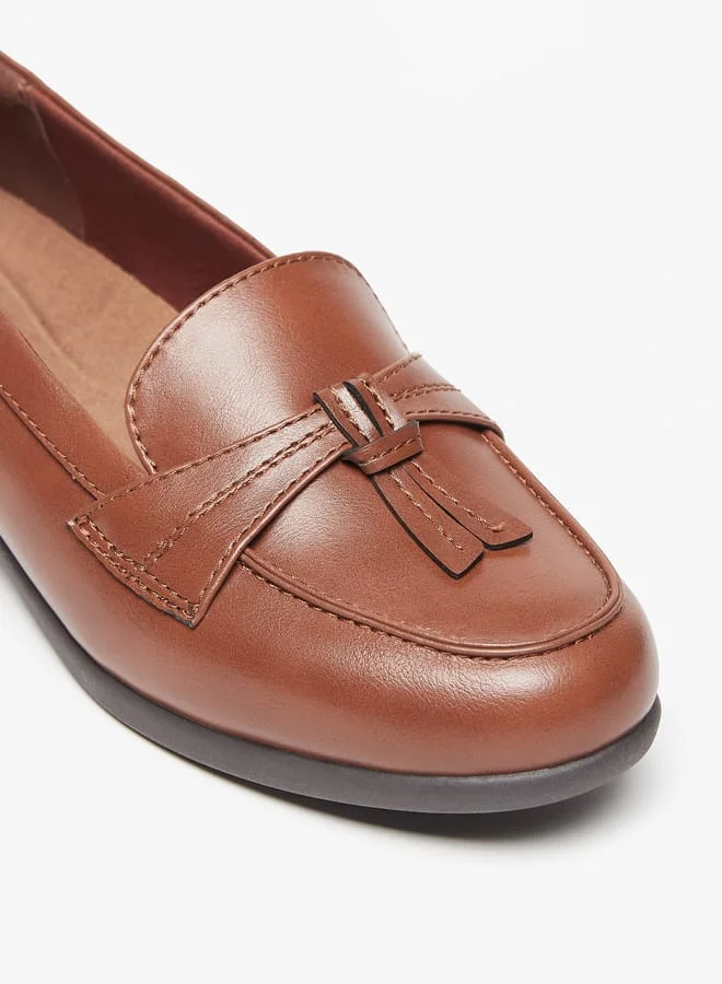 Le Confort Womens Solid Slip-On Moccasins