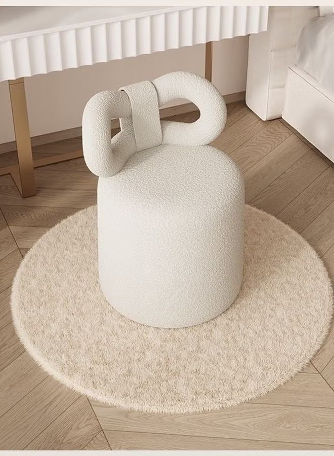 رافين الاستخدامات المتعددة – كرسي مكياج مريح بتصميم عصري بسيط مغلف بالفرو، مزود بمسند ظهر مريح على شكل فيونكة، مناسب لغرفة النوم أو غرفة المعيشة – الأبعاد: 46×43×68 سم - Image 1