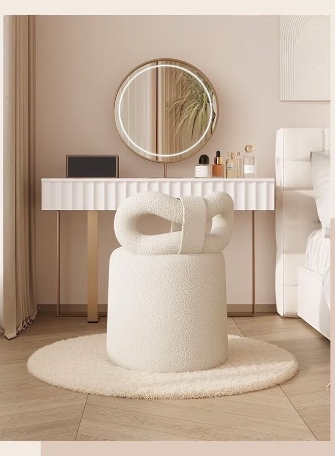 رافين الاستخدامات المتعددة – كرسي مكياج مريح بتصميم عصري بسيط مغلف بالفرو، مزود بمسند ظهر مريح على شكل فيونكة، مناسب لغرفة النوم أو غرفة المعيشة – الأبعاد: 46×43×68 سم - Image 3