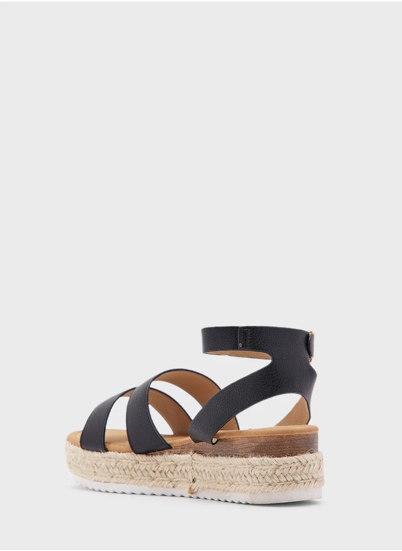 ترافل من نمشي Flatform Double Strap Wedge Sandal