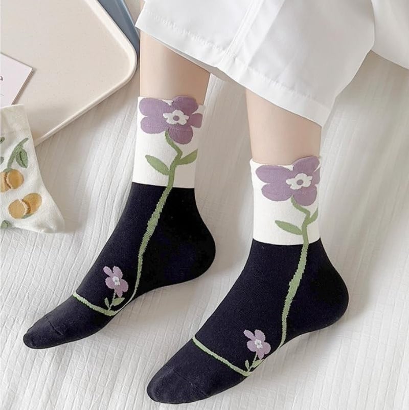 CazDopaM Cute Cotton Socks for Women and Girls, 5 Pairs Socks for Sports and Daily Wear Vintage Socks Floral Crew Socks (5-pairs,Cotton) - Image 4