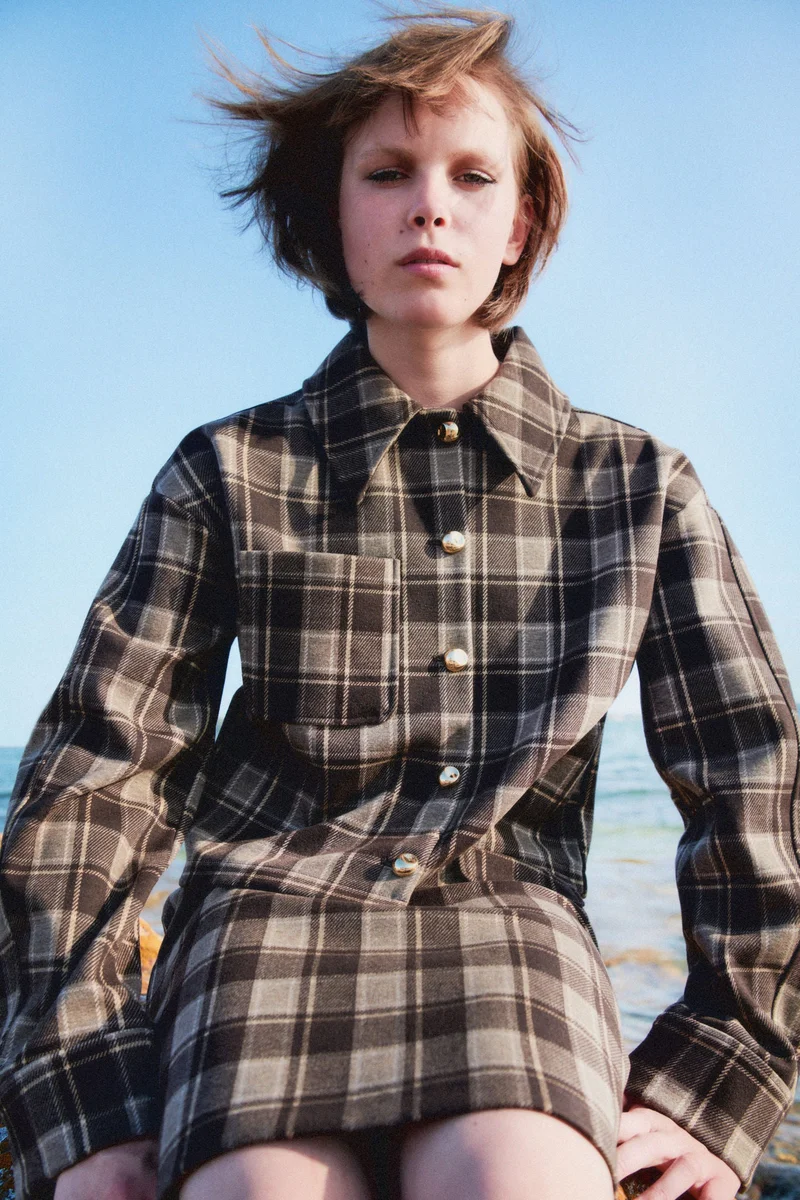 اتش اند ام جاكيت بحواف متينة