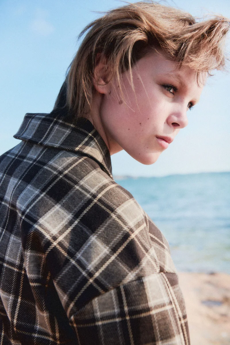 اتش اند ام جاكيت بحواف متينة