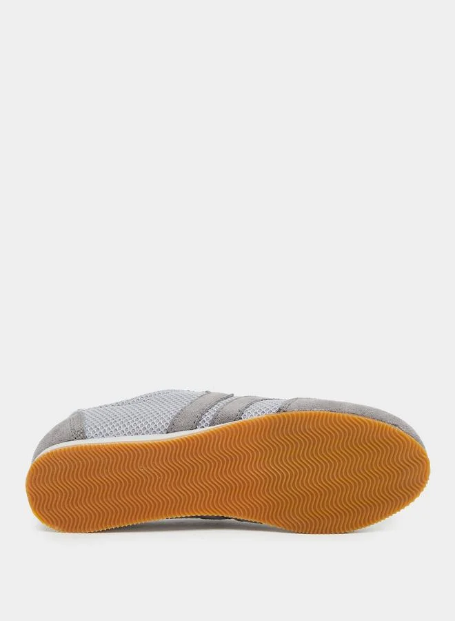 Styli Styli Retro Sole Lace Up Sneakers