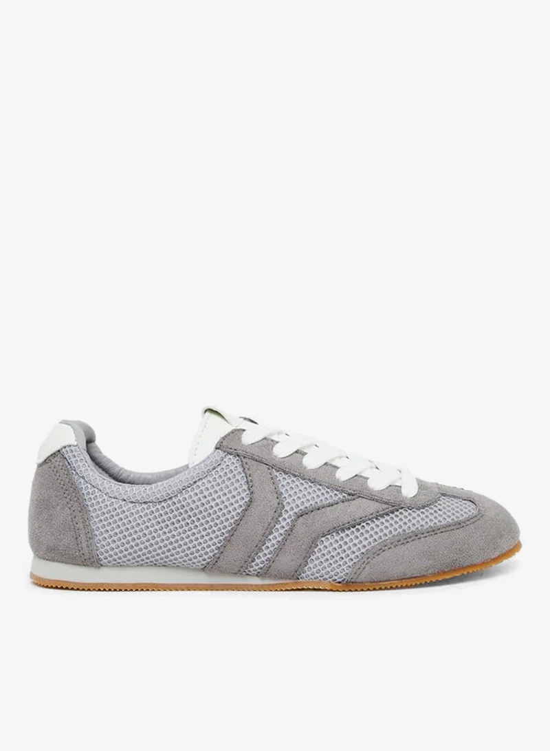 ستايلي اكتيف سنيكرز ستايلي بنعل كلاسيكي برباط