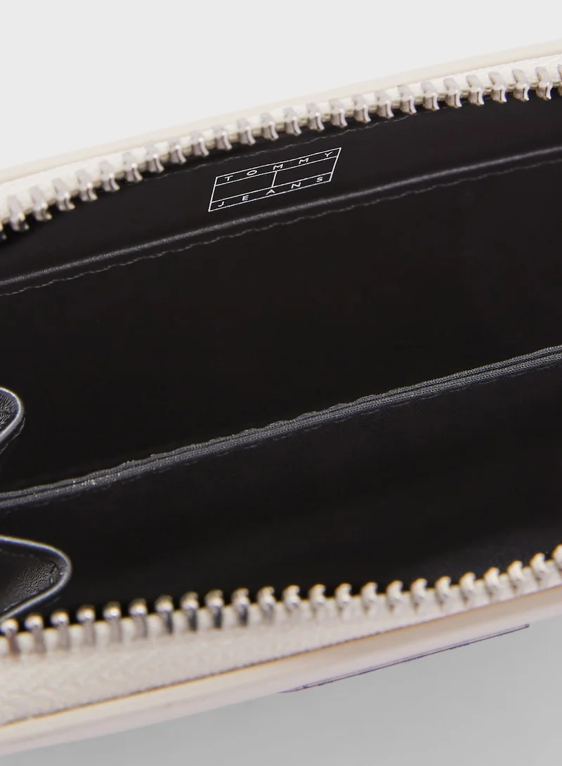 TOMMY HILFIGER Item Small Clutch