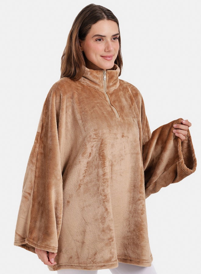 Carina Velvet Poncho Wearable Blanket - Image 3