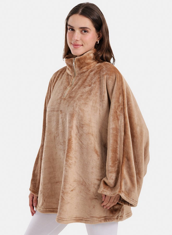 Carina Velvet Poncho Wearable Blanket - Image 2