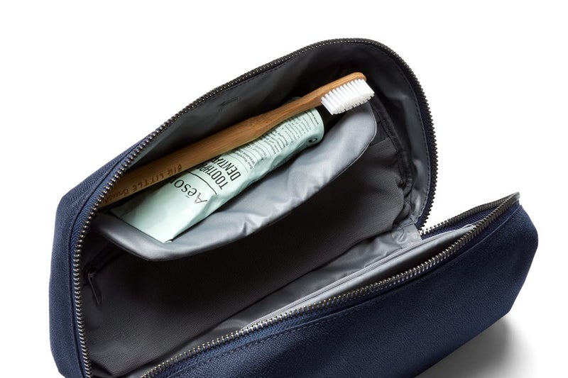 Bellroy Toiletry Kit Plus â€“ (Toiletries Pouch, Bag) - Navy - Image 3