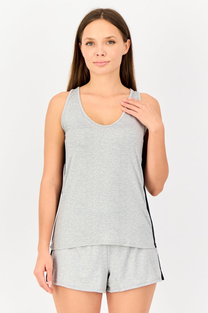 VINCE CAMUTO Women 2 Pieces Brand Logo Tank Top And Shorts Set, Grey - Image 4