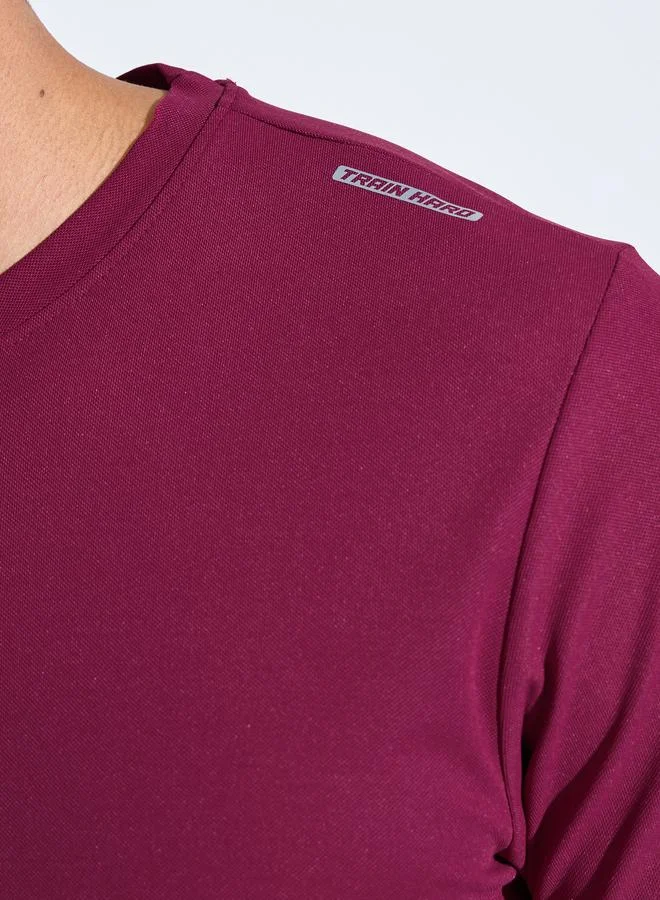Styli  Maroon Solid Round Neck Short Sleeves Regular Fit Active T-Shirt for Men | Best Price UAE