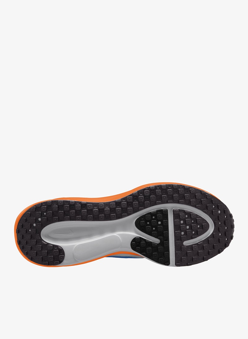 Nike Revolution 8 Easyon - Image 4