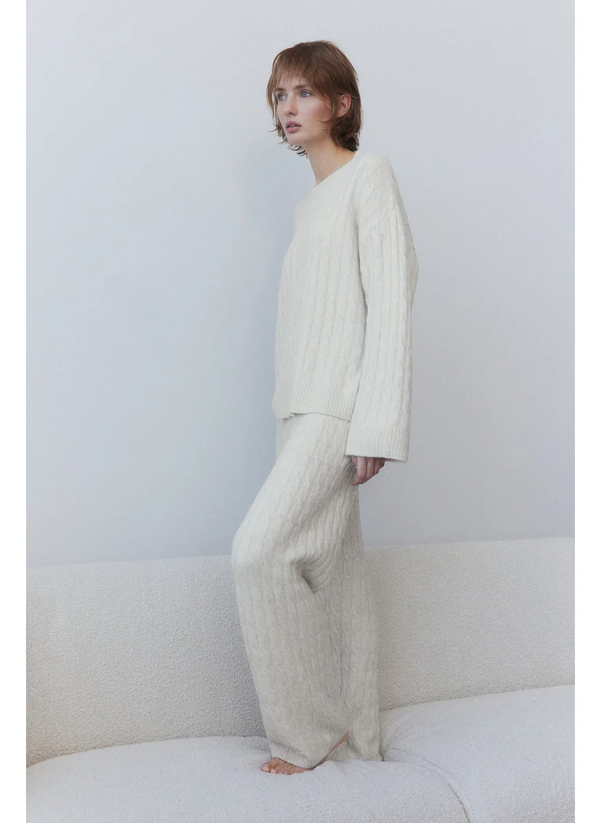 اتش اند ام Cable-Knit Jumper