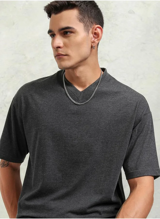 HIGHLANDER Solid Regular Fit V-Neck T-Shirt