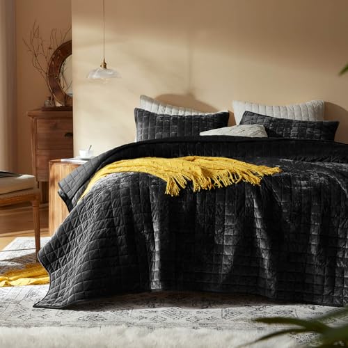 LEAONME Velvet Quilt King Size-98''x106'', Lightweight Black Velvet Comforter Set with 2 Pillow Shams, Soft Bedspread Coverlet Quilted Bedding Set for All Season - Image 1