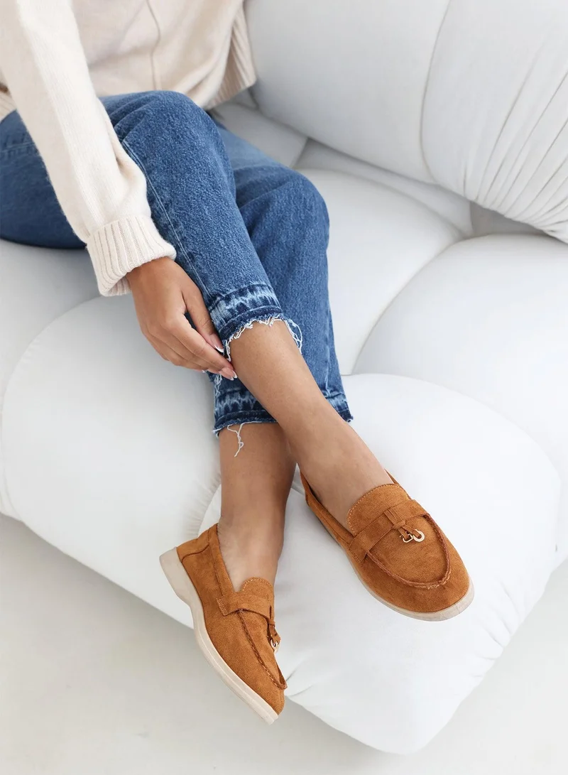 ويرز ذات فروم 'Pegasus' Slip On Trim Loafers With Accessory Detailing