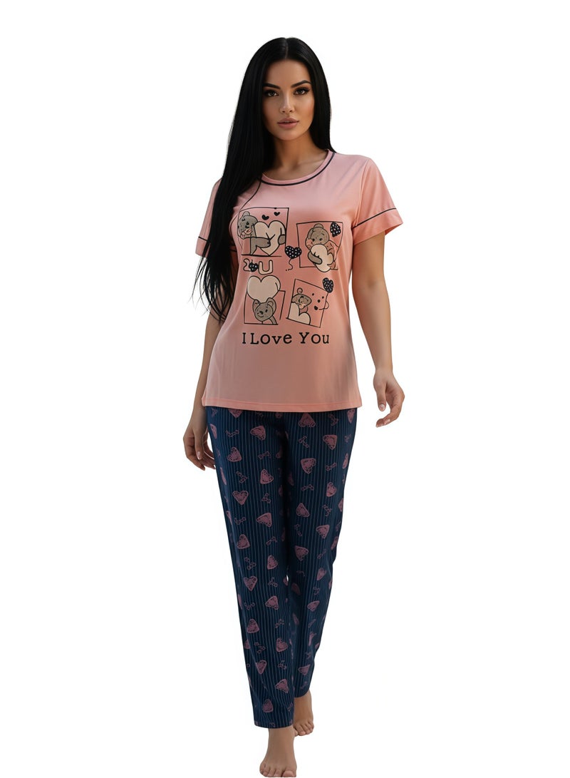 جوانا طقم بيجاما نسائي بطبعة "أحبك"، قميص بنصف كم وبنطال طويل، وردي فاتح - Image 2