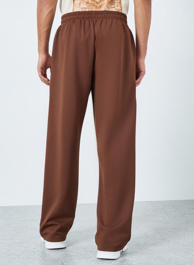 Styli Men Oversized Taped Open Hem Joggers - Image 3