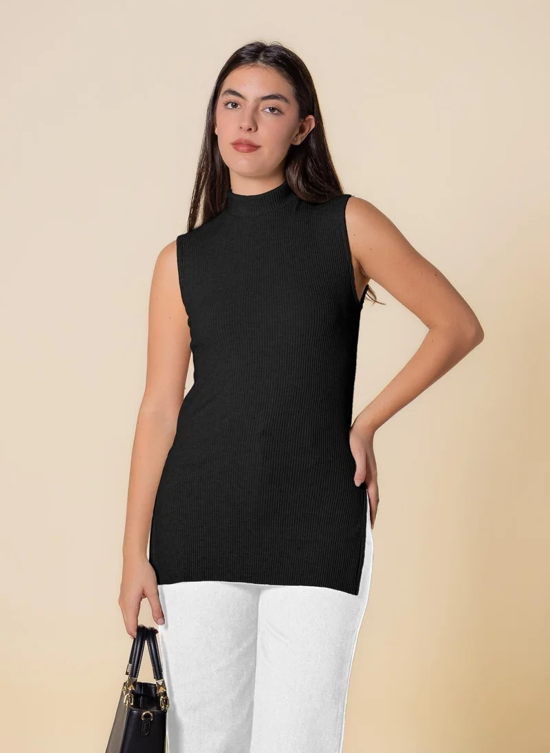 SHAPES HIGH NECK KNITTED TOP