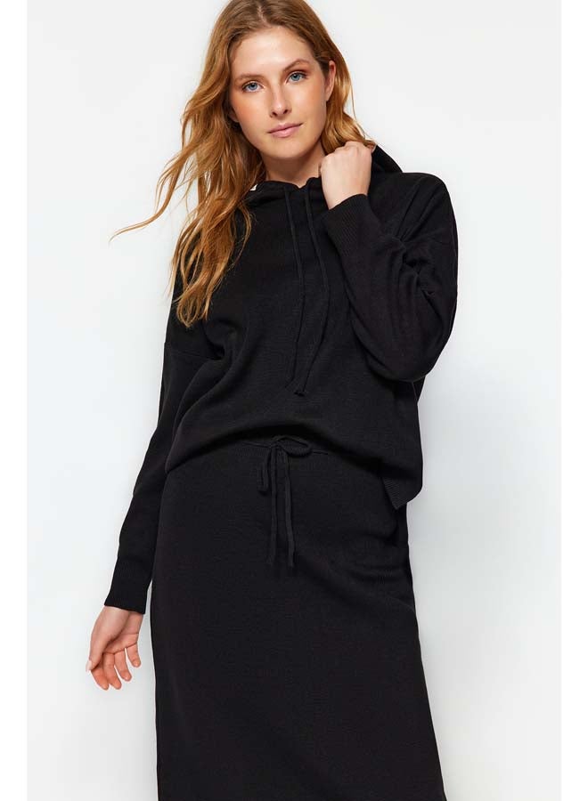 trendyol Black Hooded Sweater Skirted Knitwear Top-Bottom Set TWOAW24AU00091  - Image 2