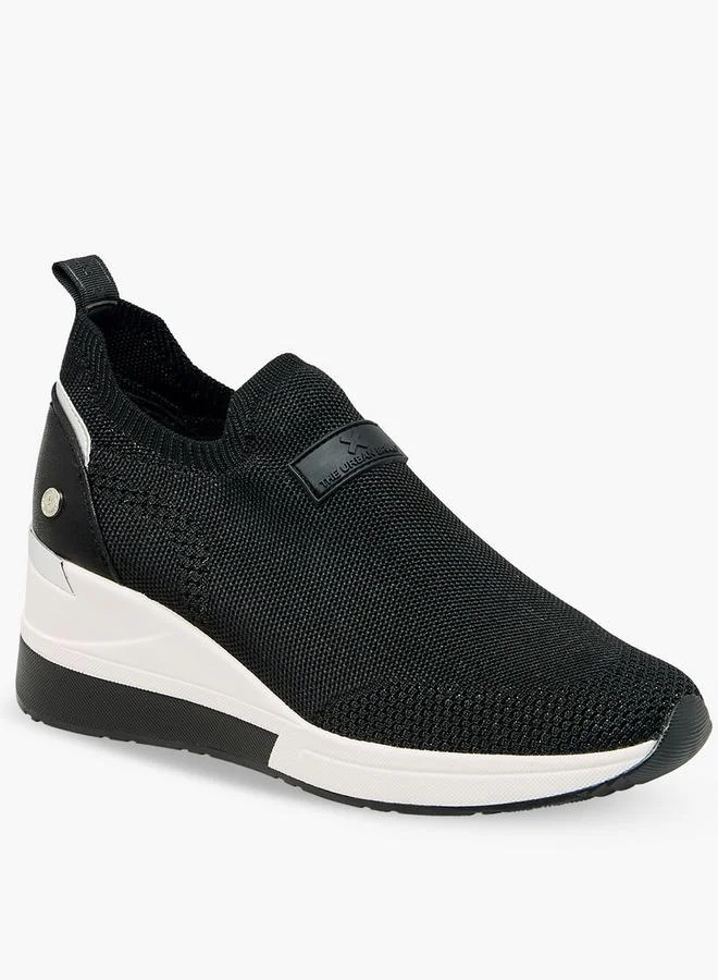 Xti Women Textured Slip-On Ankle Sneakers