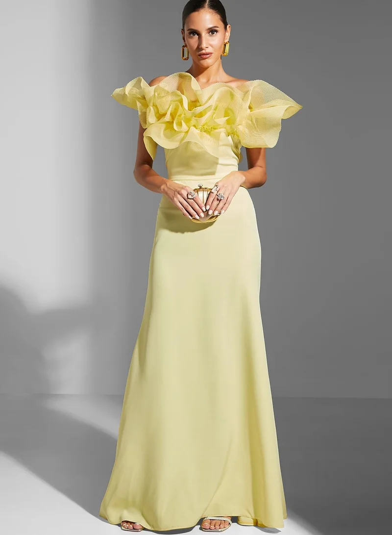 Namshi X Zena Louay Zena Louay Strapess Gown With Gathered Ruffles