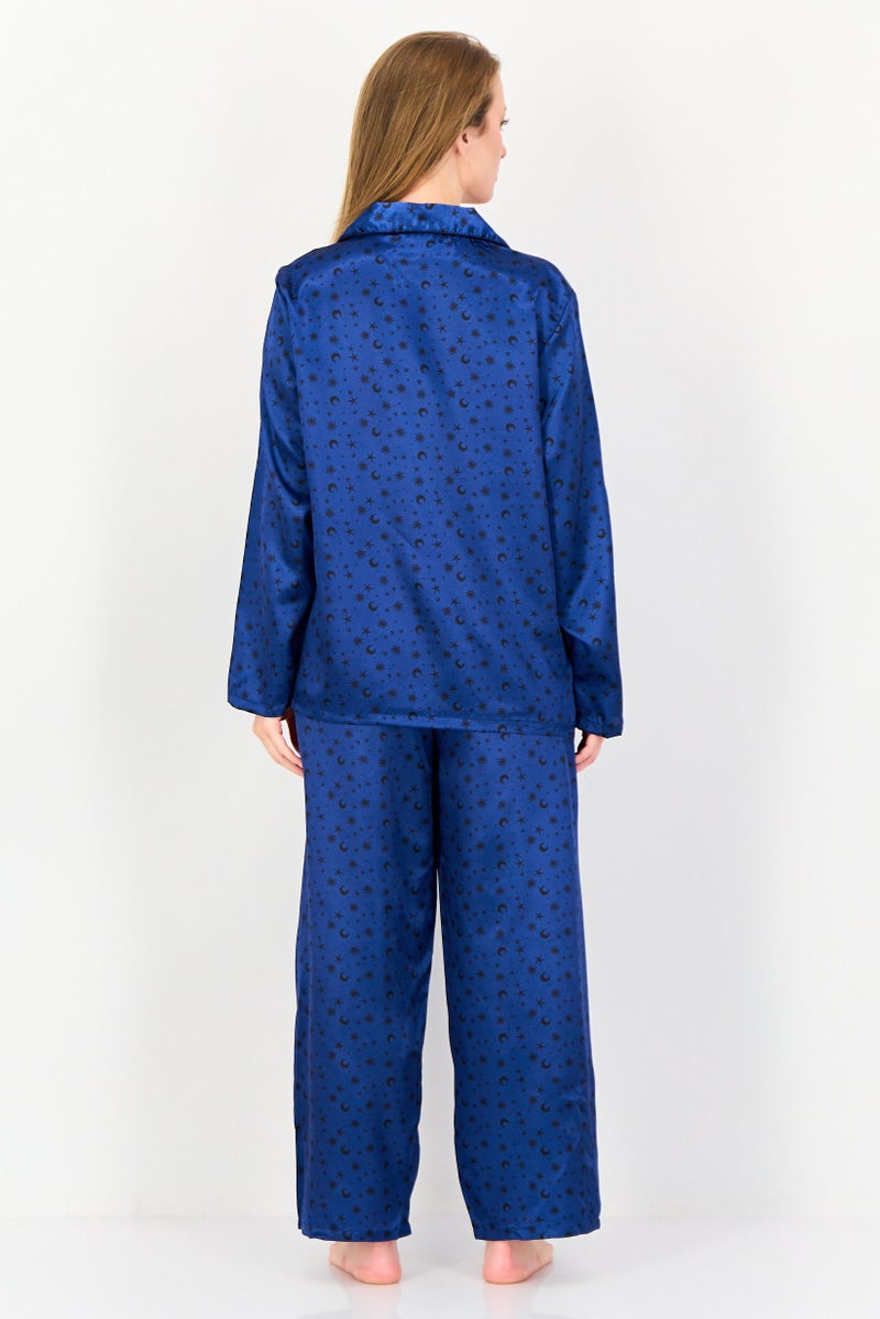 bebe Women 2 Piece Graphic Print Pyjama Top And Shorts, Multicolor - Image 3