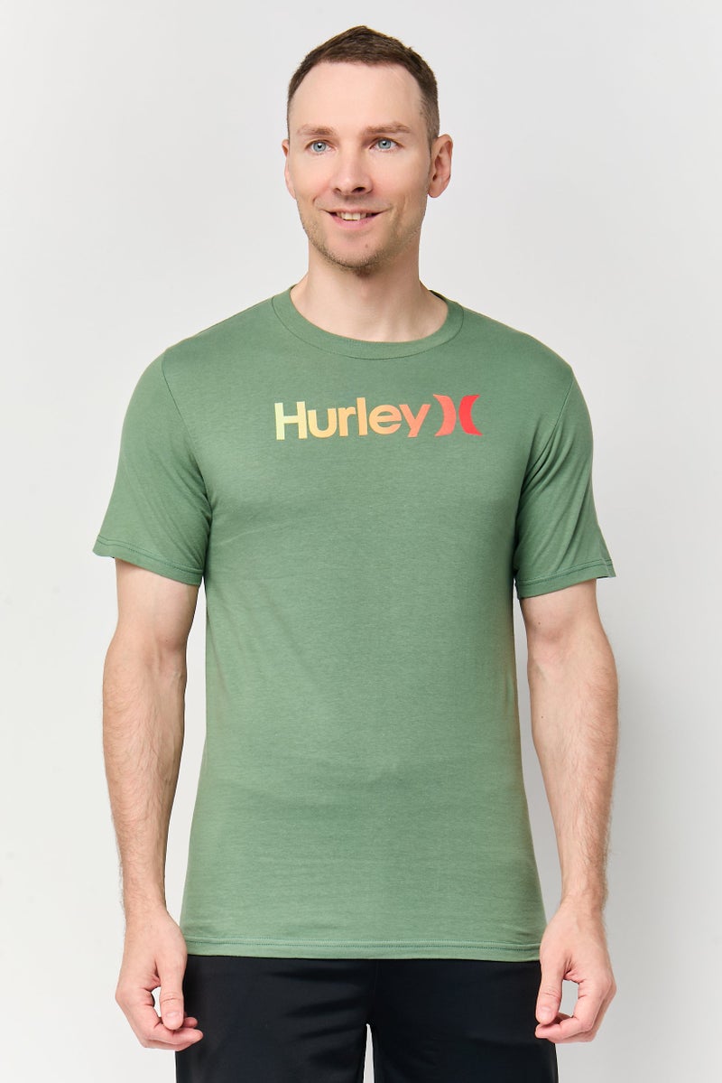 Hurley تي شيرت رياضي للرجال بقصة ضيقة وأكمام قصيرة للأنشطة الخارجية، أخضر - Image 1
