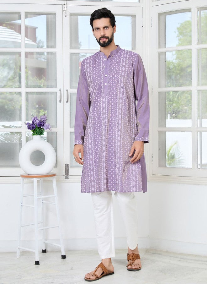 see designs قميص كورتا بنفسجي مزخرف بنقوش عرقية للرجال - Image 1