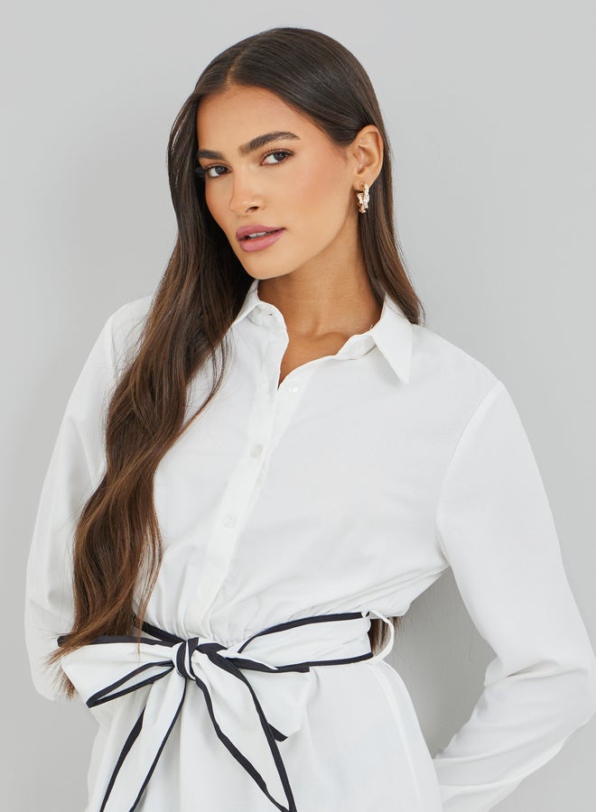 ستايلي فستان ميدي بأكمام طويلة وطبقات مطبوعة مع حزام - Image 4