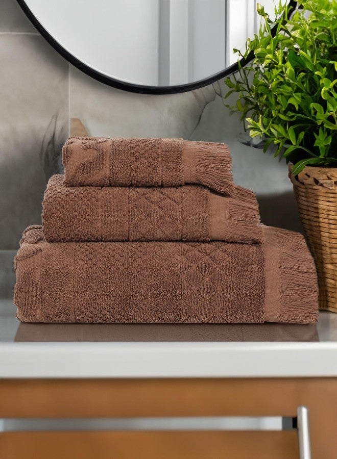سوبيريور طقم مناشف قطنية فاخرة من 3 قطع، سريعة الجفاف، مستلزمات الحمام، للاستحمام، والمنتجع الصحي، مناشف فاخرة ناعمة وماصة، تتضمن منشفة استحمام، ومنشفة يد، ومنشفة وجه/منشفة غسيل، من مجموعة رولا، لون الشوكولاتة - Image 1
