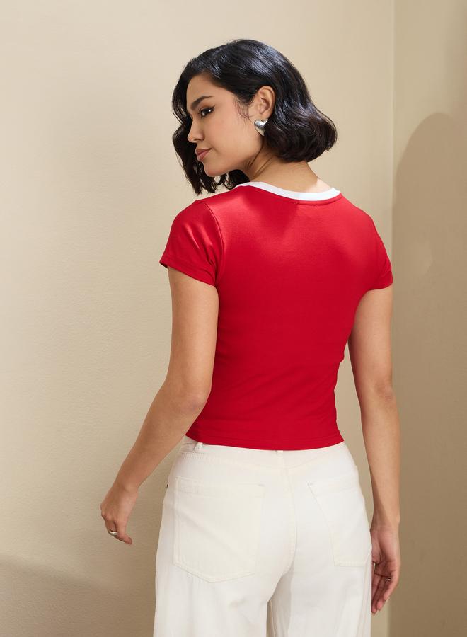ساسافراس تيشيرت قصير نسائي ساسافراس أحمر بياقة دائرية متباين - Image 5