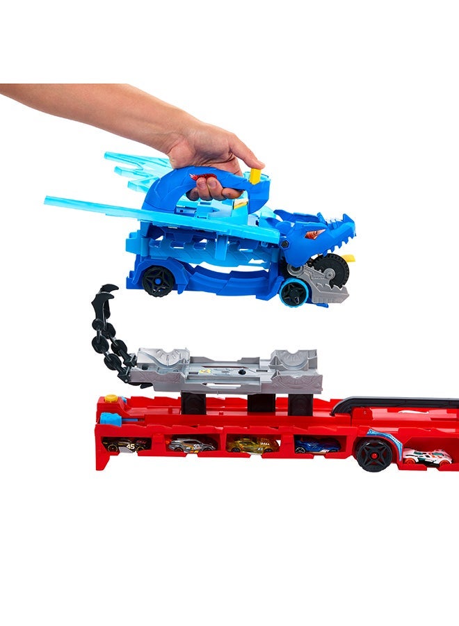 Hot Wheels مجموعة مسار سيارات المدينة، ناقل التنين المزدوج النهائي و 2 سيارة مصبوبة، تنين كبير الحجم و تنين قابل للفصل، يخزن أكثر من 20 مركبة - Image 4