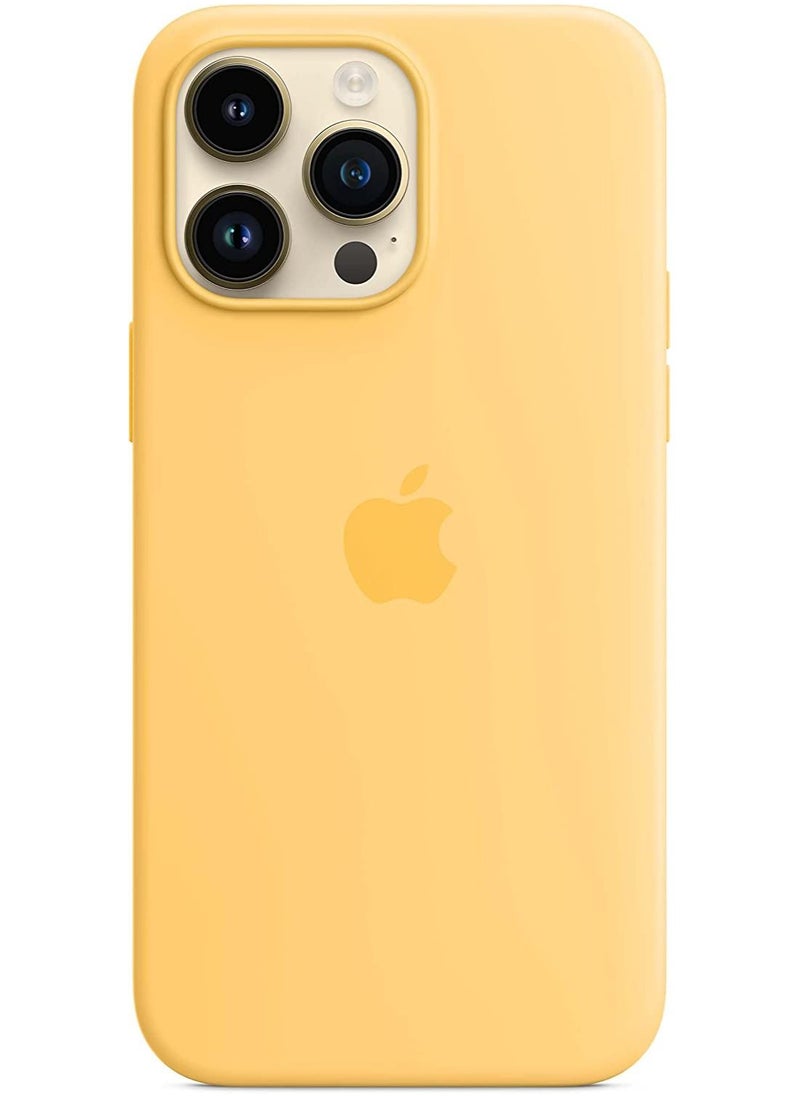 Dg Ming - The silky, soft-touch best case for iPhone 13 Pro Max, finish of the silicone exterior feels great in your hand. - Image 1