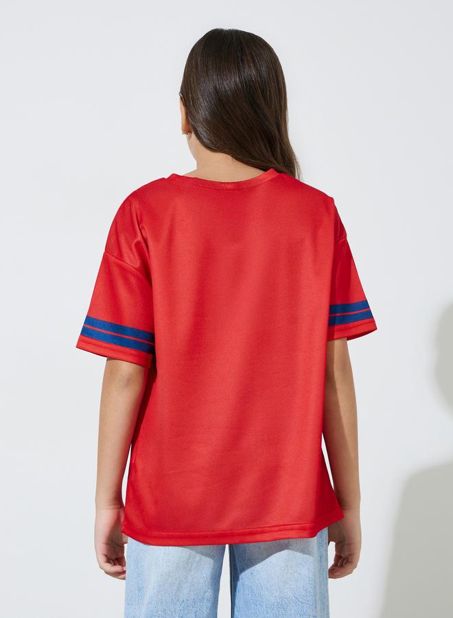 Styli Teen Girls Red Graphic Print V-Neck Oversized T-Shirt - Image 4