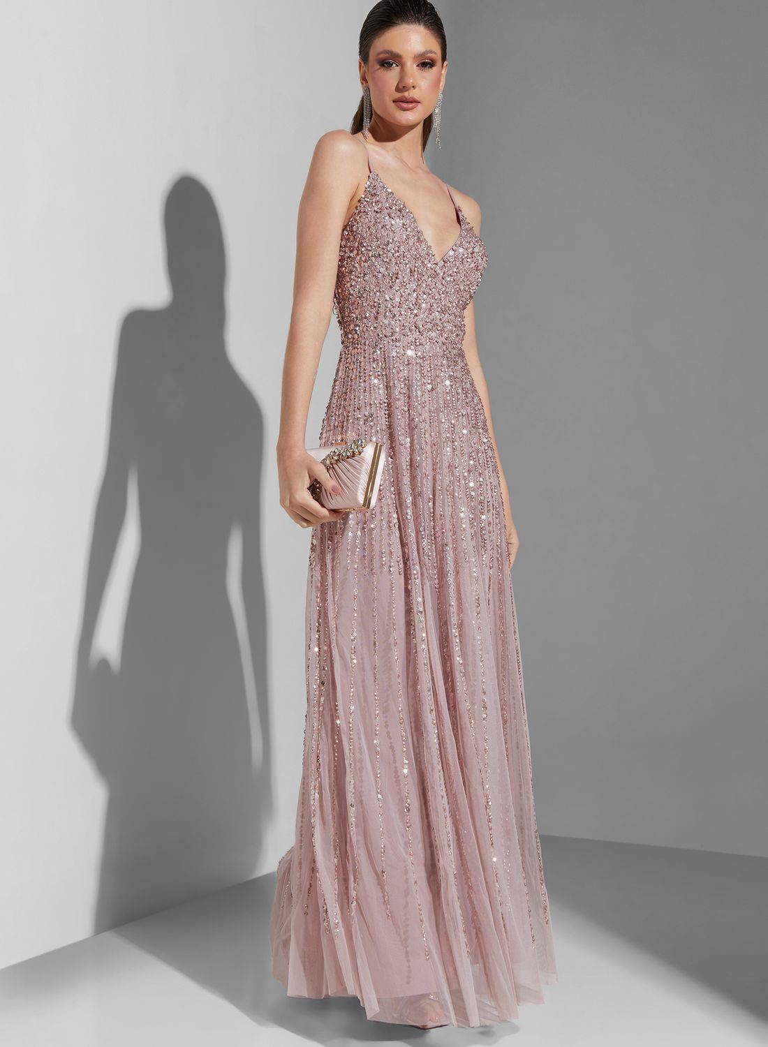 فستان مزين بالترتر